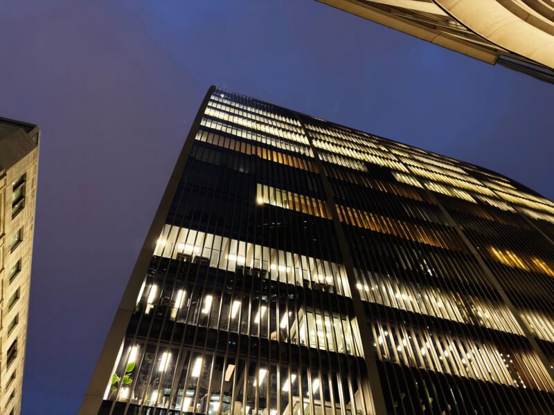 Illuminated,Modern,Office,Building,In,London,At,Night,Highlighting,Vertical